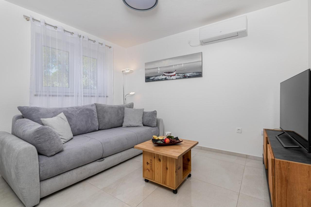 Apartment Bellistra ラバック エクステリア 写真