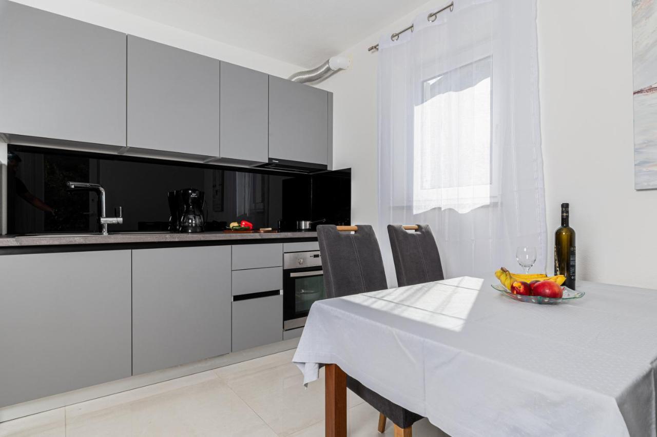 Apartment Bellistra ラバック エクステリア 写真
