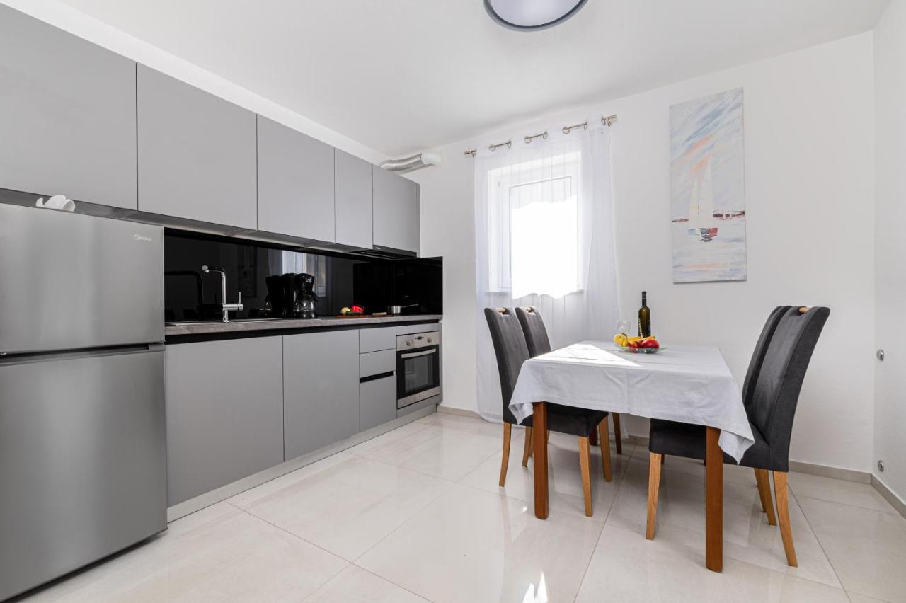 Apartment Bellistra ラバック エクステリア 写真